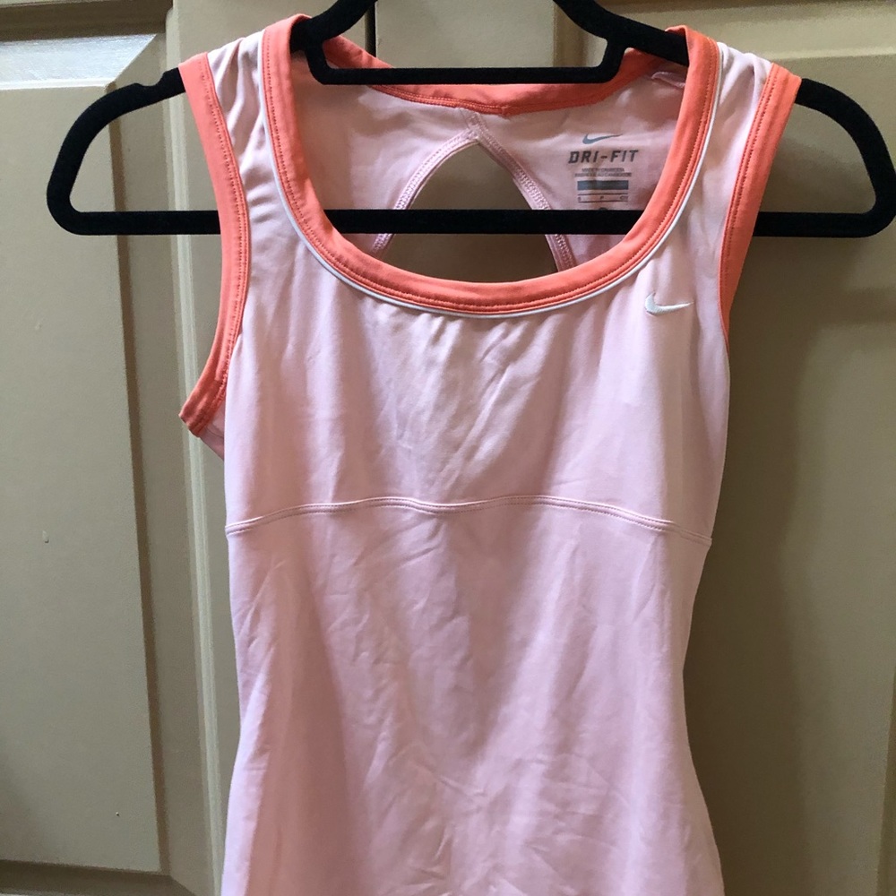 Athletic top